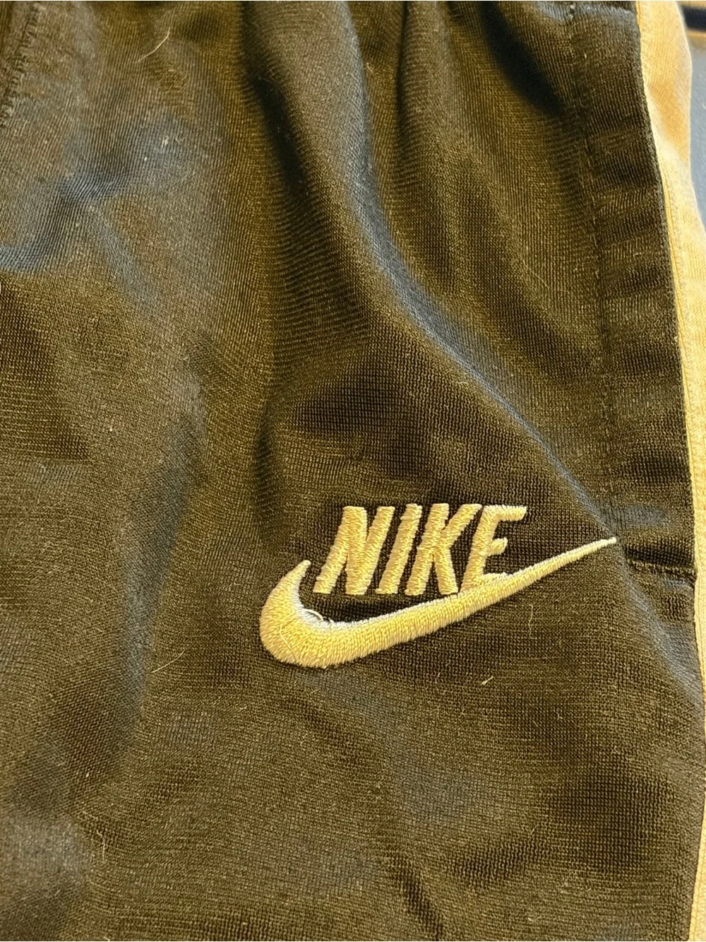 Nike Kids 3T Black Joggers with White Side Panels